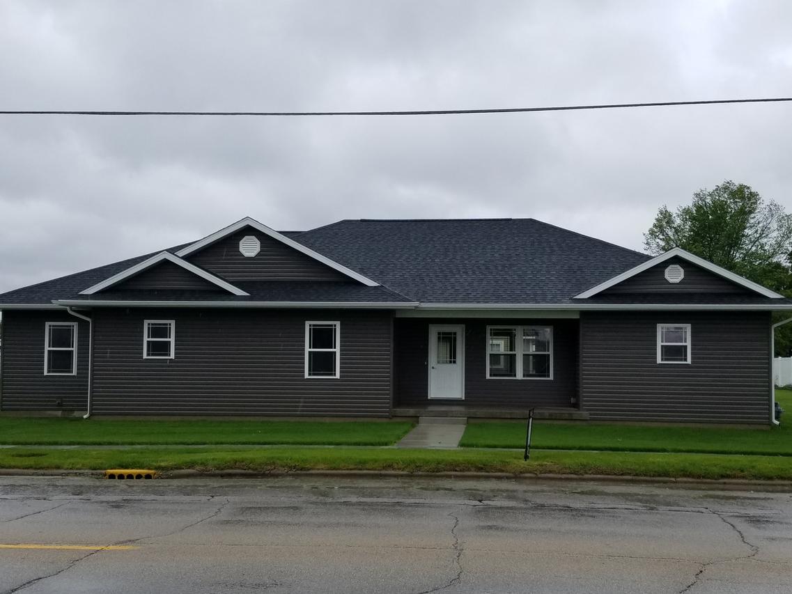 515 N Vine St., Arthur, IL 61911