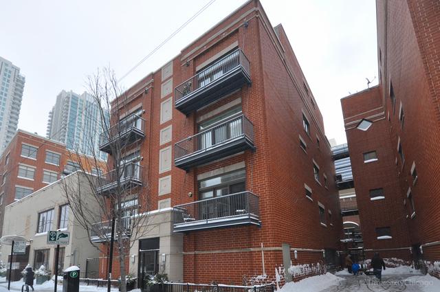 321 N Jefferson St. #301, Chicago, IL 60661