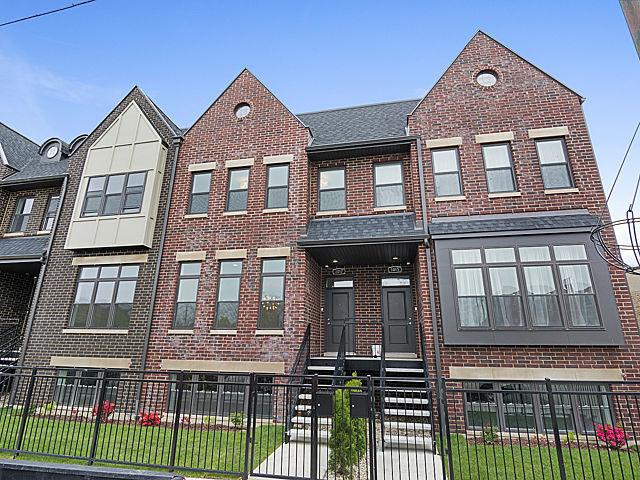 1019 E 43rd St., Chicago, IL 60653