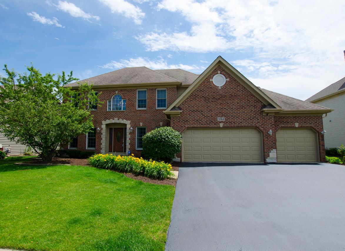3744 Sunburst Ln., Naperville, IL 60564