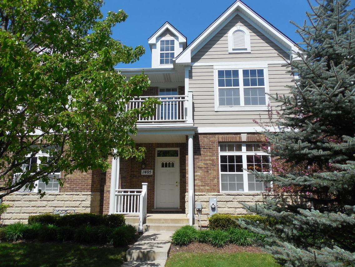 1405 Flagstone Pl., Schaumburg, IL 60193