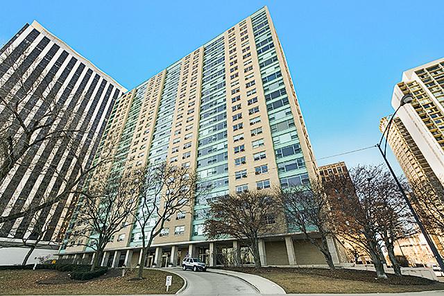 3180 N Lake Shore Dr. #11G, Chicago, IL 60657