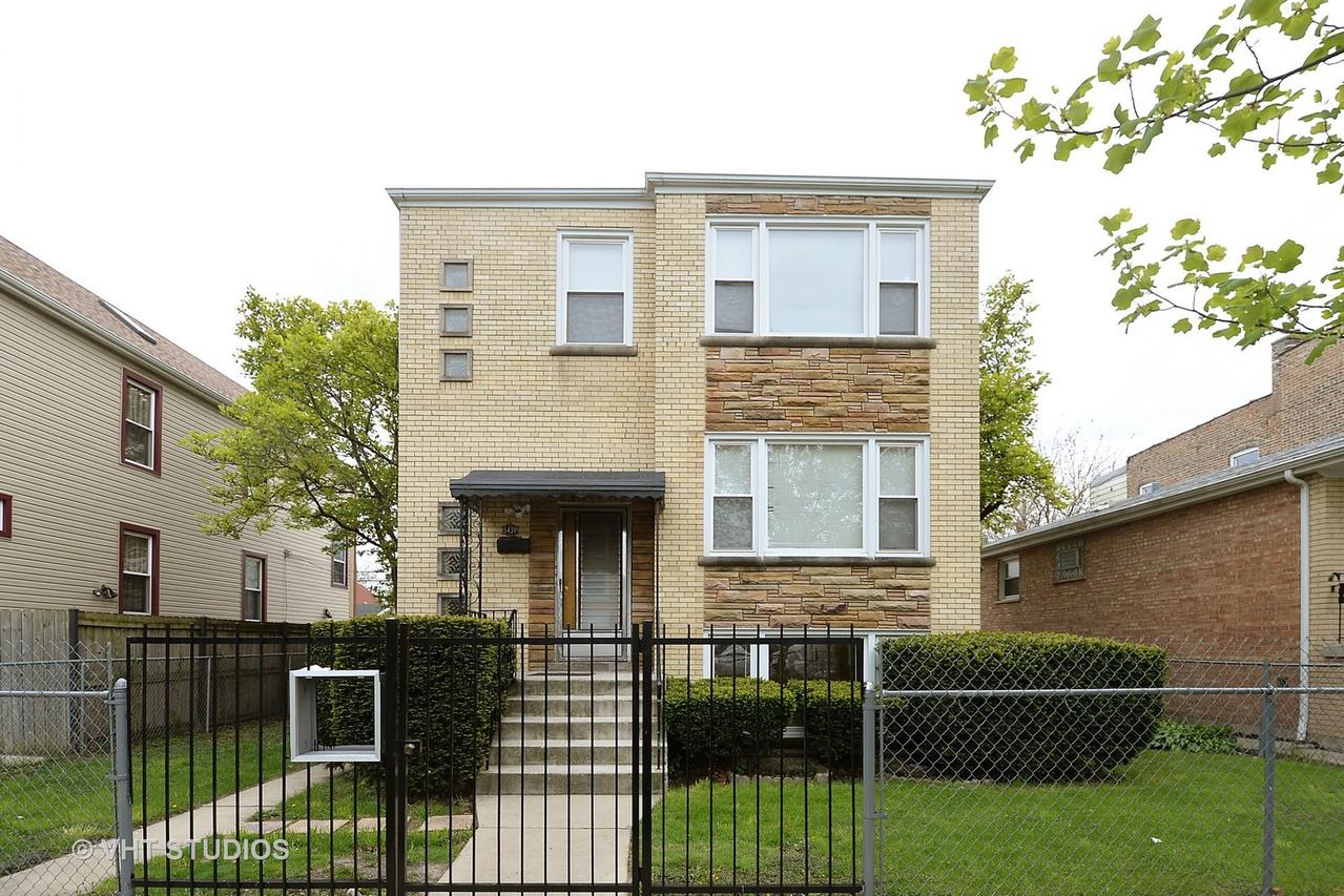 5439 W Schubert Ave., Chicago, IL 60639
