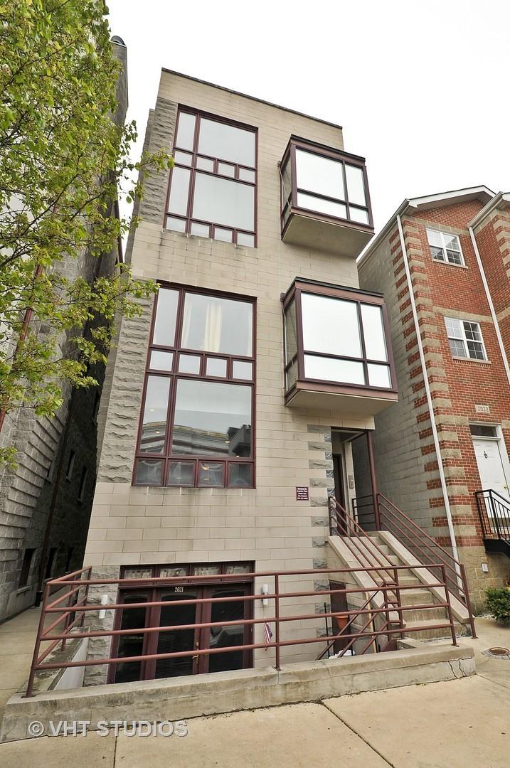 2021 W Superior St. #2, Chicago, IL 60612