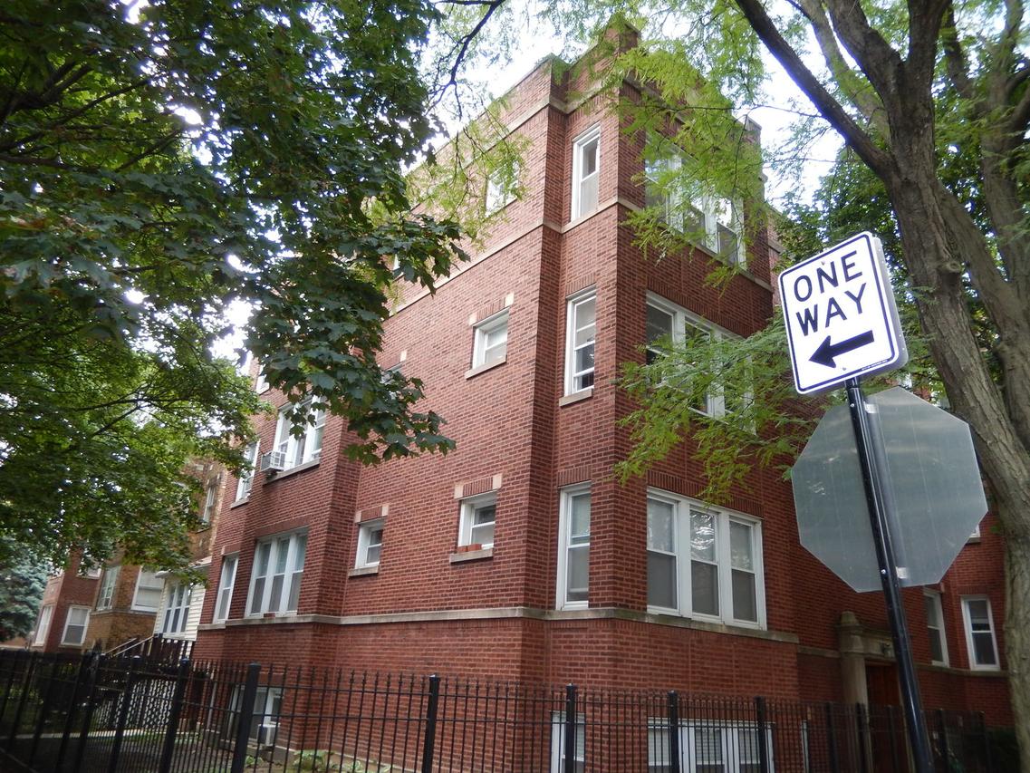 3701 W Cullom Ave. #C, Chicago, IL 60618