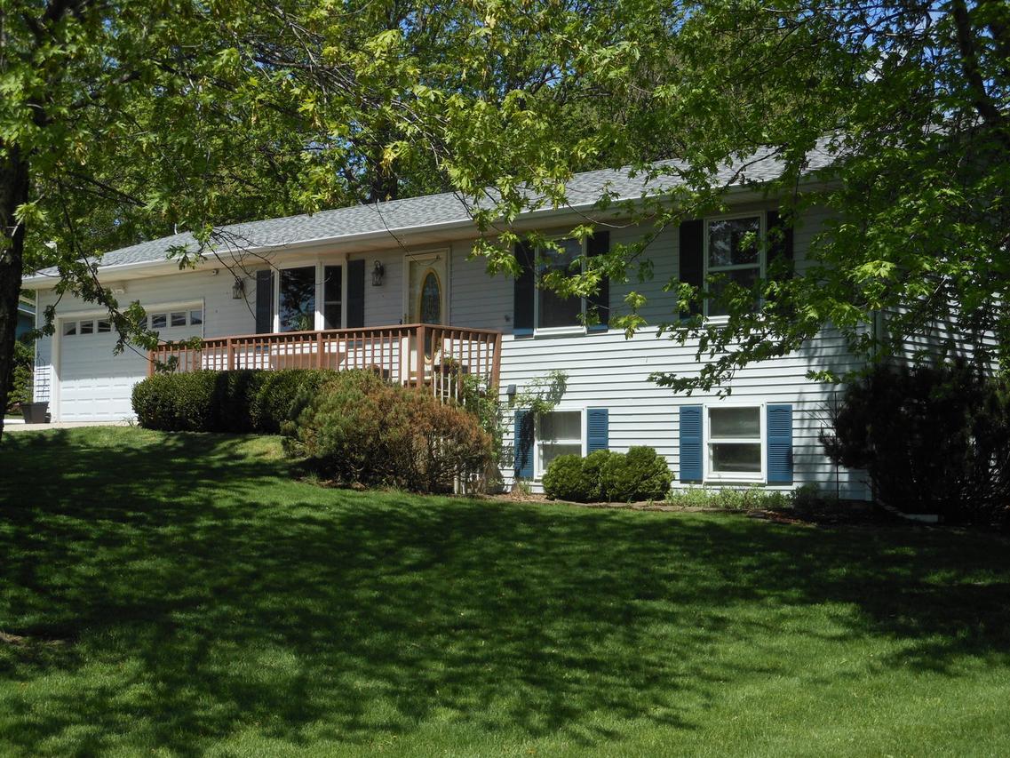 17929 Harter Rd., Maple Park, IL 60151