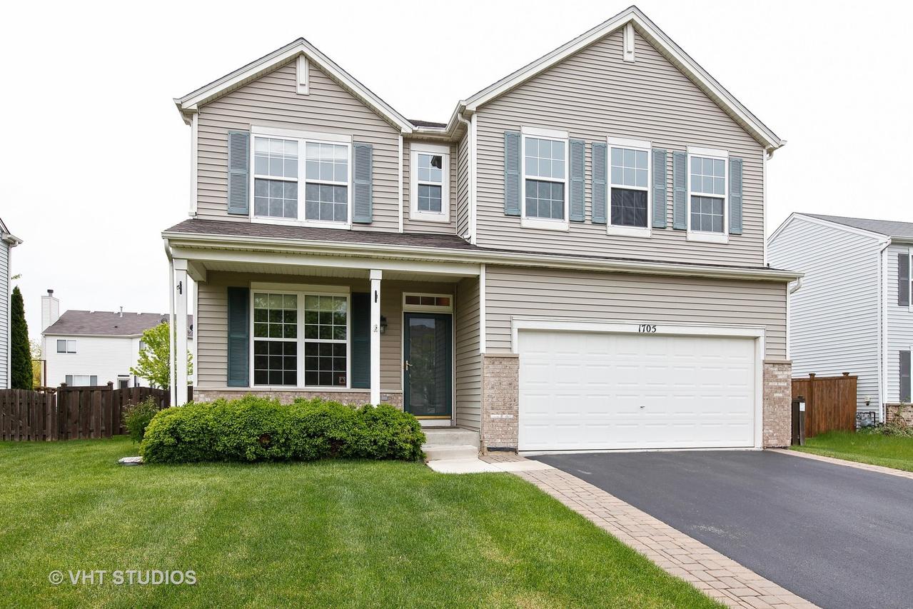 1705 Mountain Ridge Pass, Plainfield, IL 60586