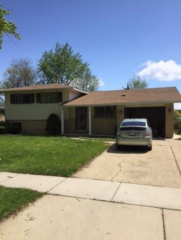237 Sumac Ln., Schaumburg, IL 60193