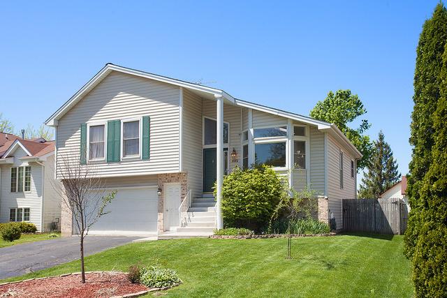 1072 Bothwell Cir., Bolingbrook, IL 60440