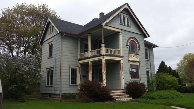 1513 N Richmond Rd., Mchenry, IL 60050