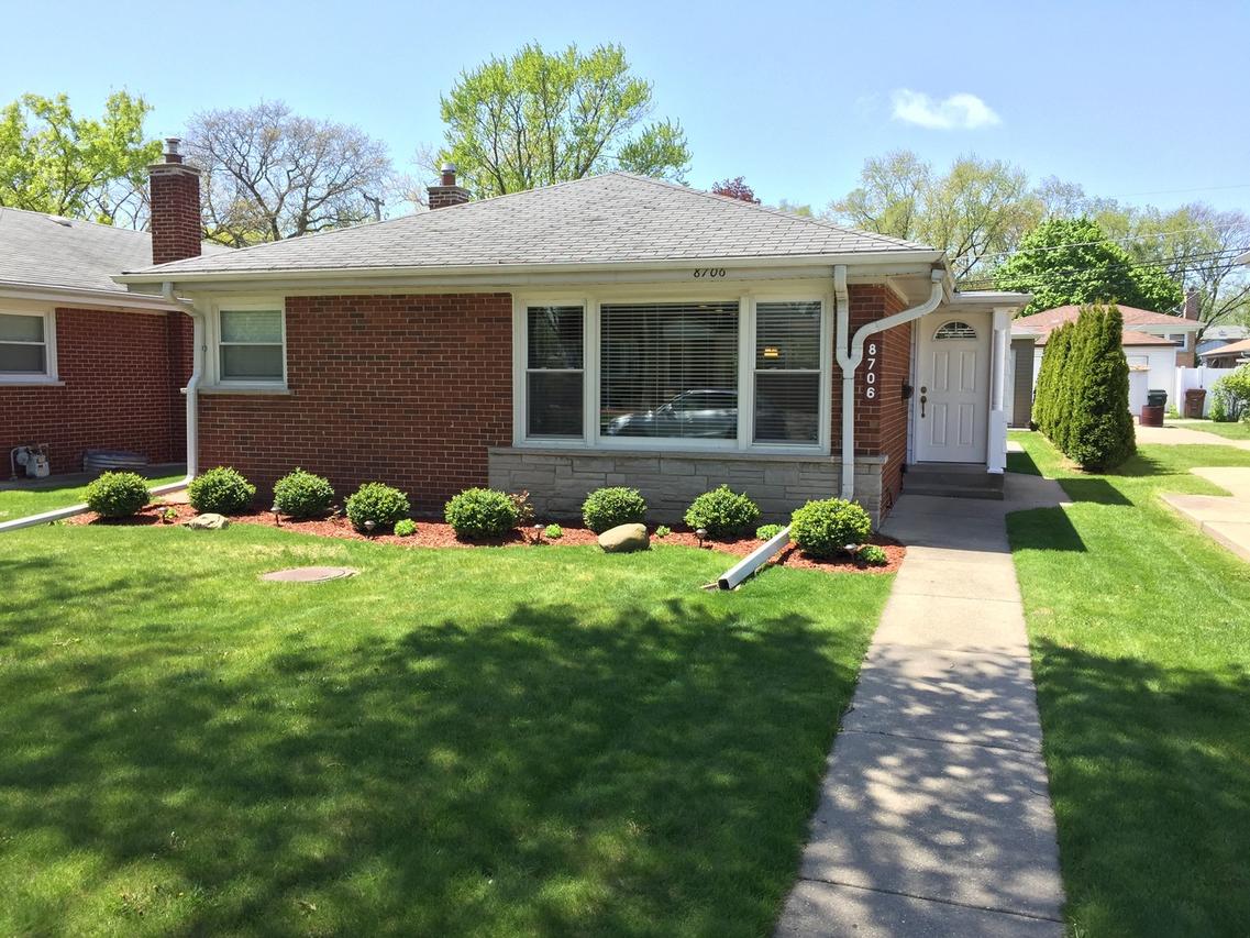 8706 N Karlov Ave., Skokie, IL 60076