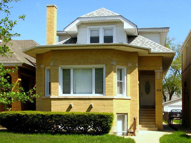 5410 W Hutchinson St., Chicago, IL 60641