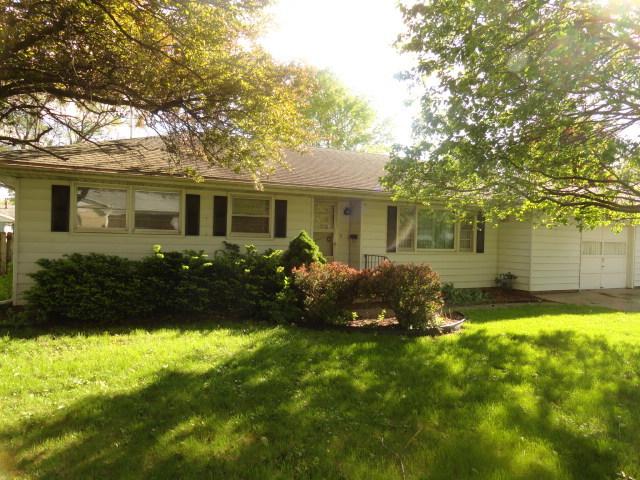 1217 Thomas Dr., Champaign, IL 61821