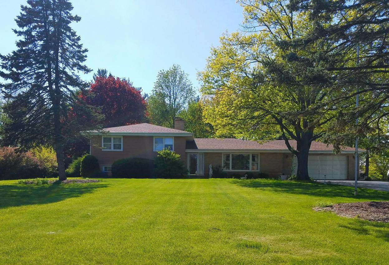 9S638 Clarendon Hills Rd., Willowbrook, IL 60527