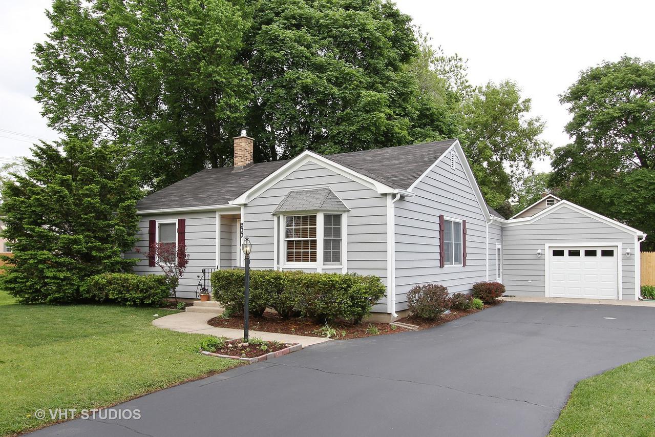 233 1st St., Crystal Lake, IL 60014