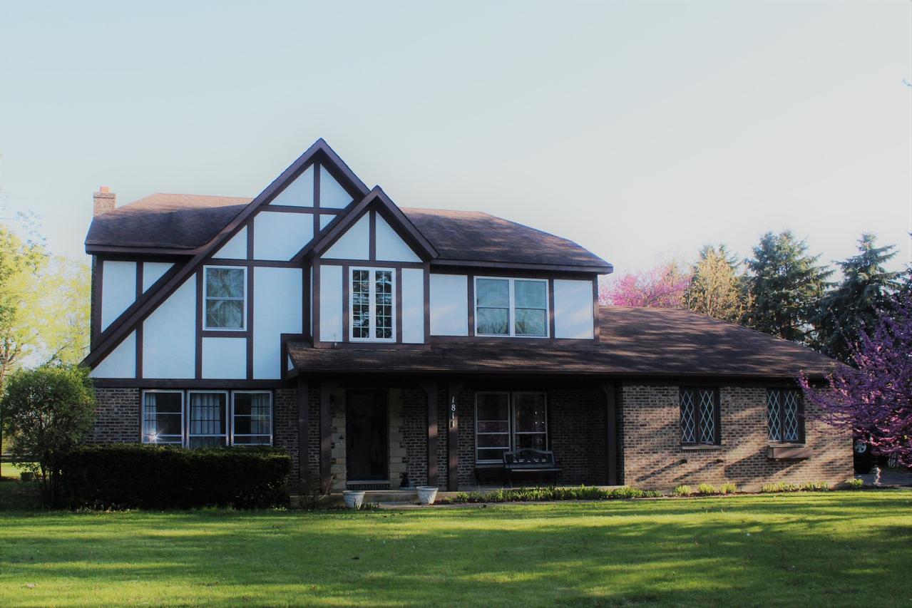 1811 W Hunters Ln., Spring Grove, IL 60081