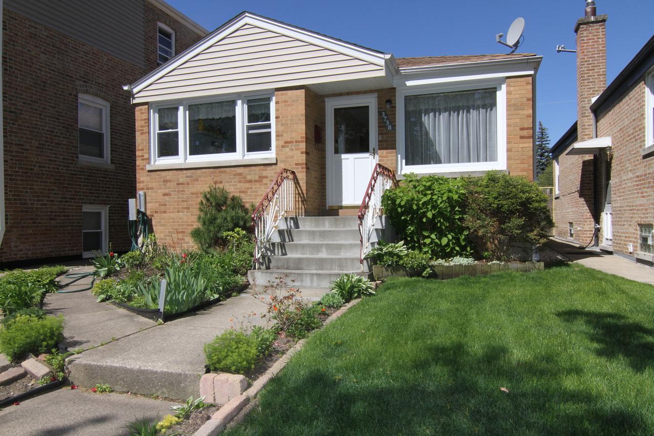 3738 N Odell Ave., Chicago, IL 60634