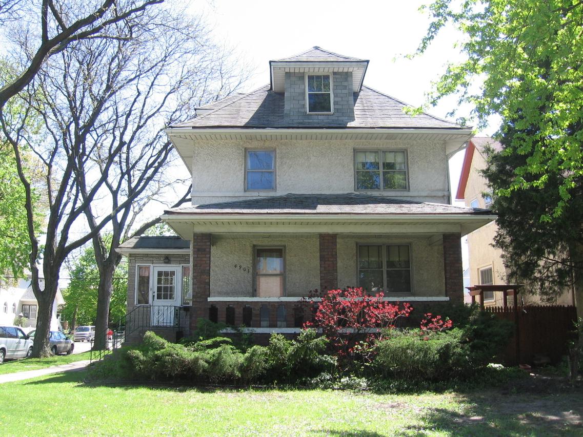 4901 W Pensacola Ave., Chicago, IL 60641