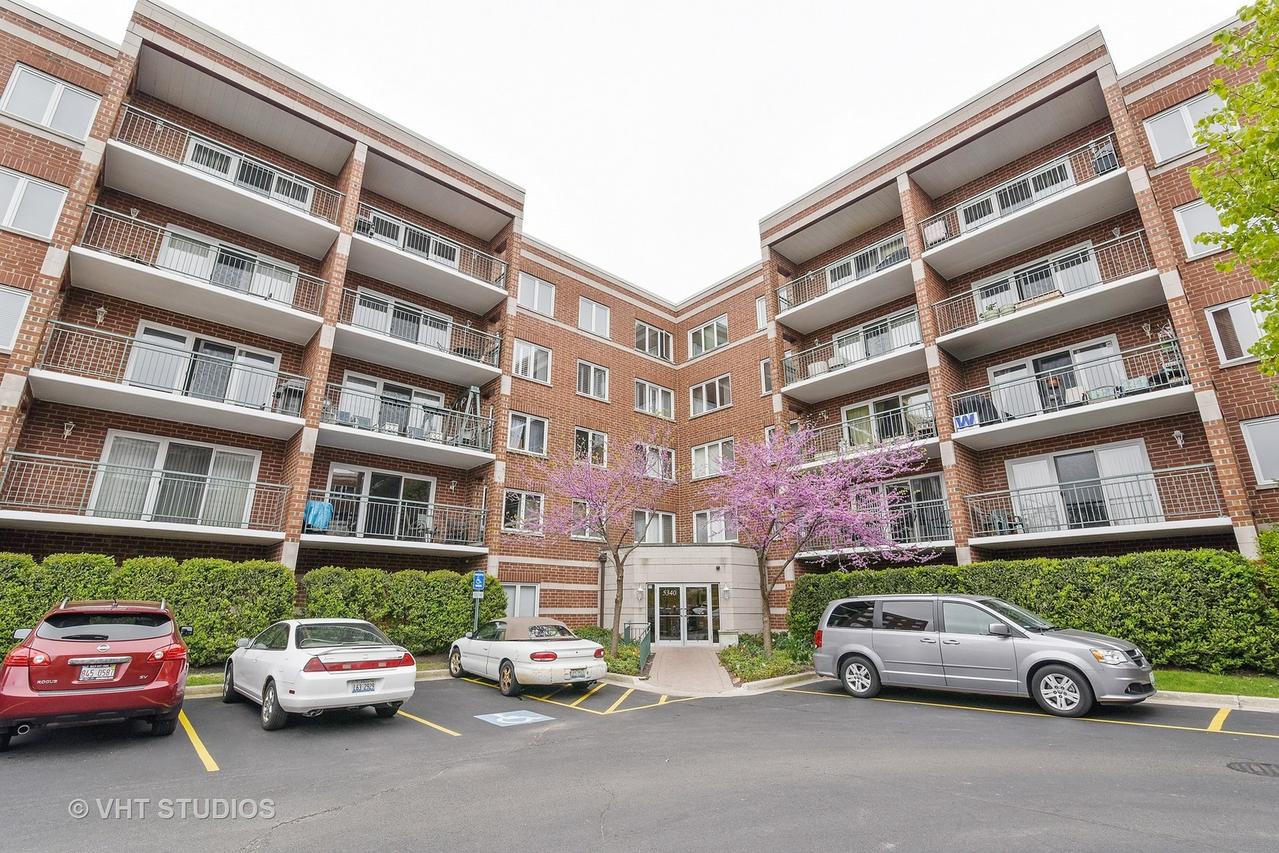 5340 N Lowell Ave. #501, Chicago, IL 60630