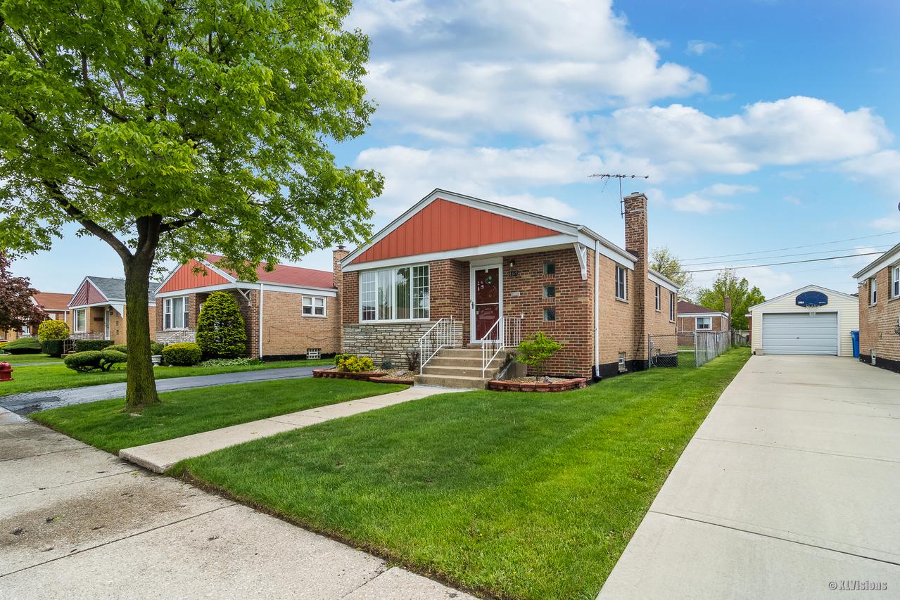 4319 W 82nd Pl., Chicago, IL 60652