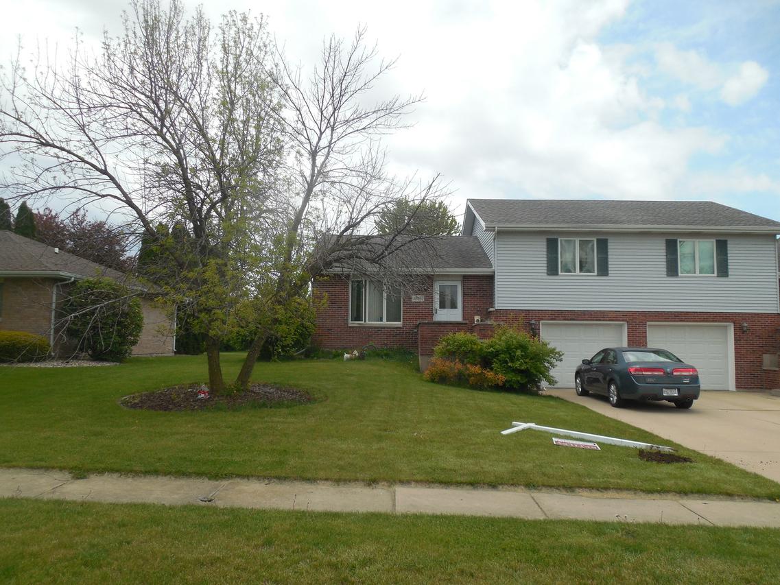 1009 John St. #A, Yorkville, IL 60560