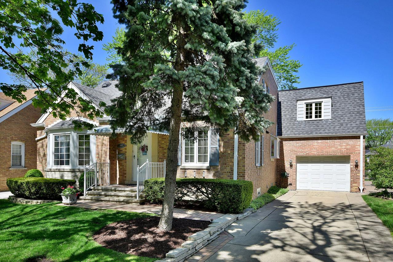 6107 N Ottawa Ave., Chicago, IL 60631