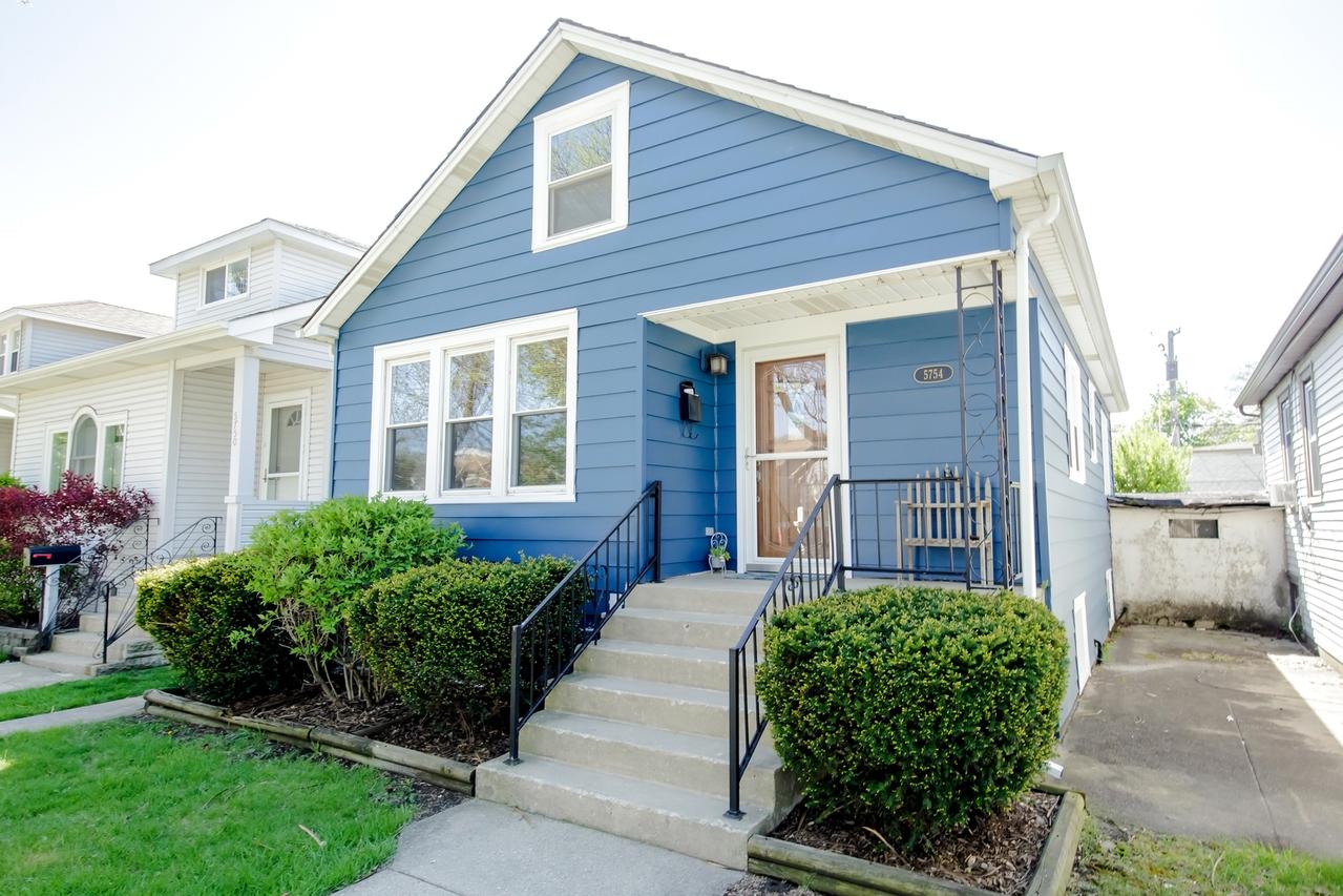 5754 N Melvina Ave., Chicago, IL 60646