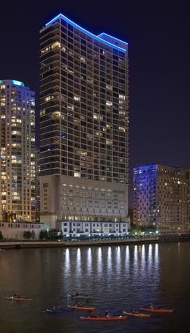 333 N Canal St. #2705, Chicago, IL 60606