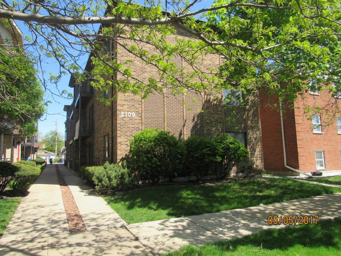 2109 N Harlem Ave. #3A, Chicago, IL 60707