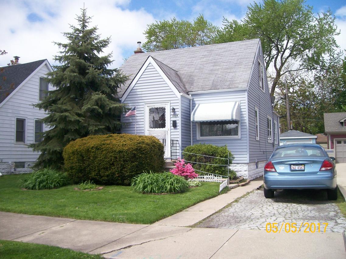 10514 S Lawndale Ave., Chicago, IL 60655