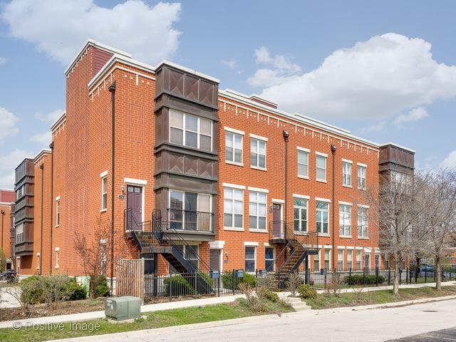 354 E Finsbury Ct., Chicago, IL 60616