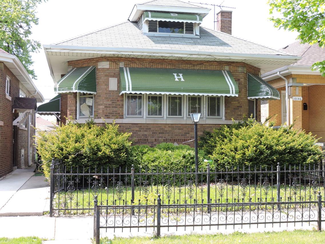 10148 S Calumet Ave., Chicago, IL 60628