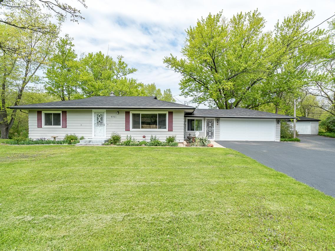 9301 Baldwin Dr., Machesney Park, IL 61115