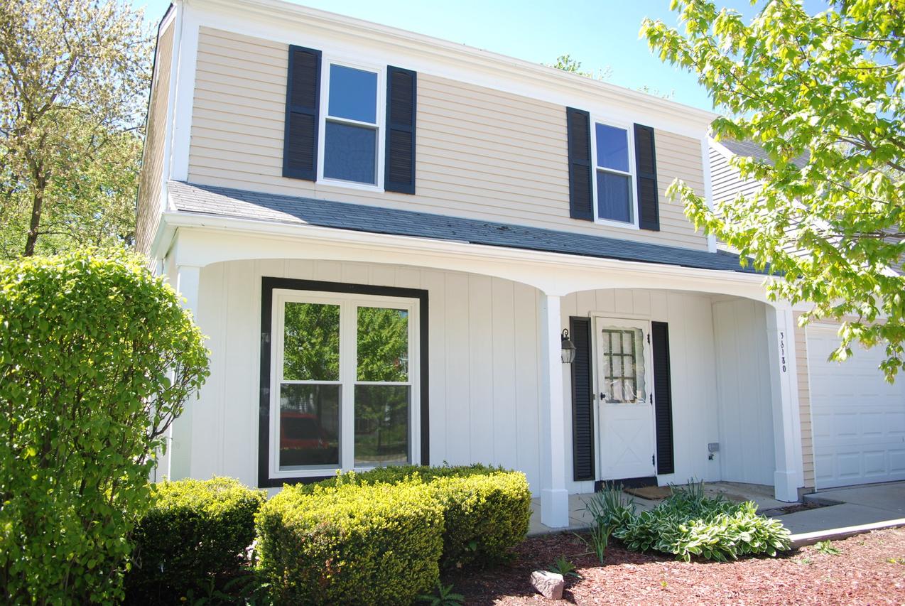 3S180 Birchwood Dr., Warrenville, IL 60555