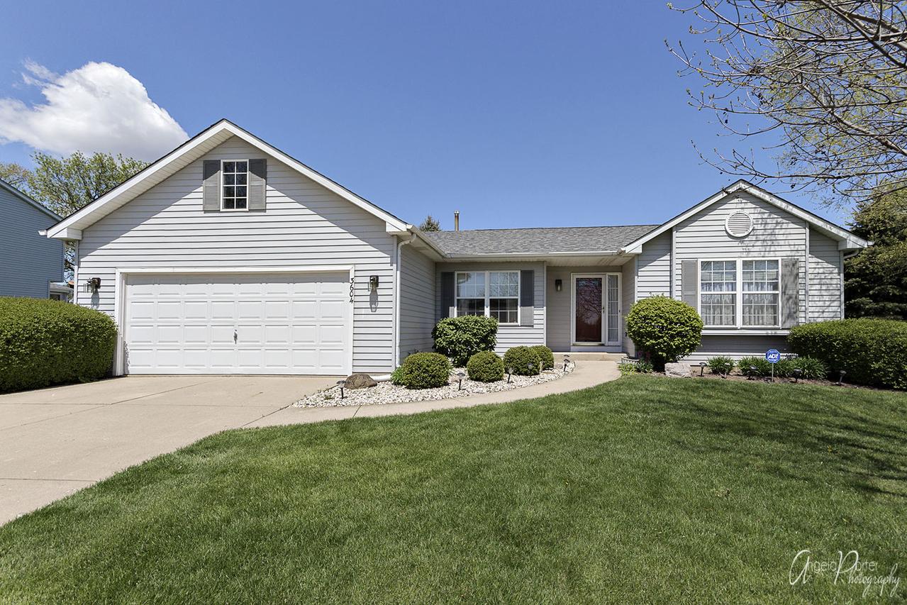 3604 Dorchester Pl., Mchenry, IL 60050