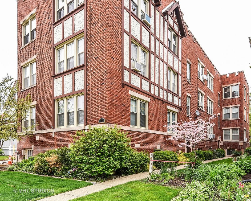 11 S 6th Ave. #3B, La Grange, IL 60525