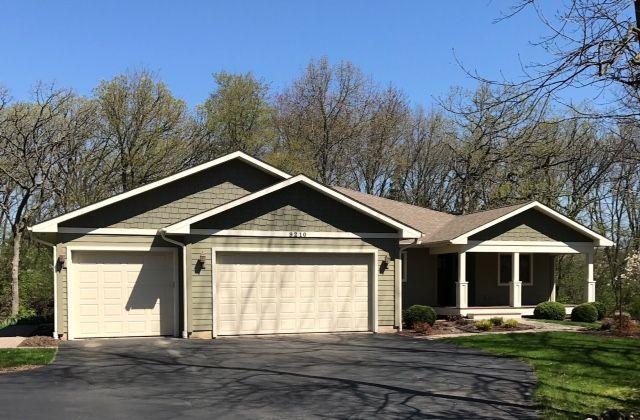 9210 Shadow Ln., Bull Valley, IL 60097