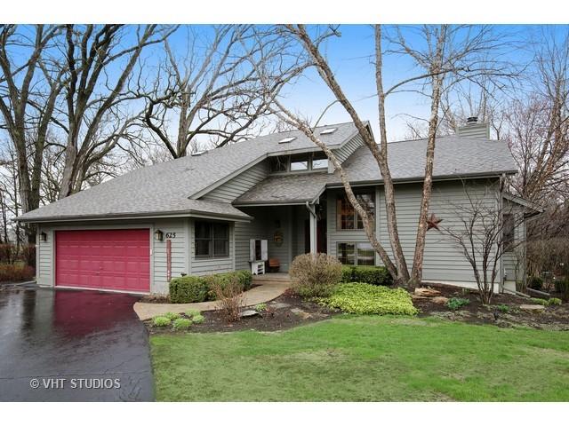 625 Wood Ridge Ct., Elgin, IL 60123