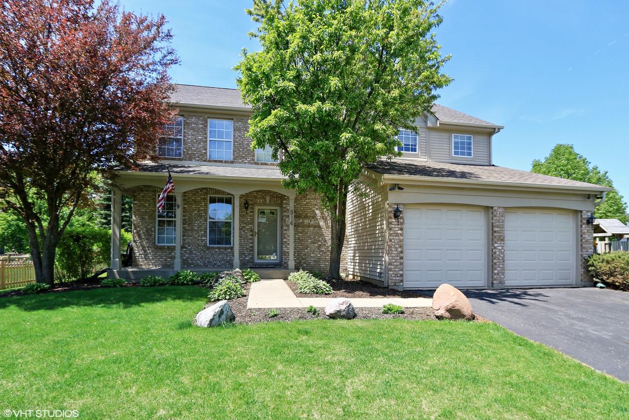 814 Halifax Rd., Gurnee, IL 60031