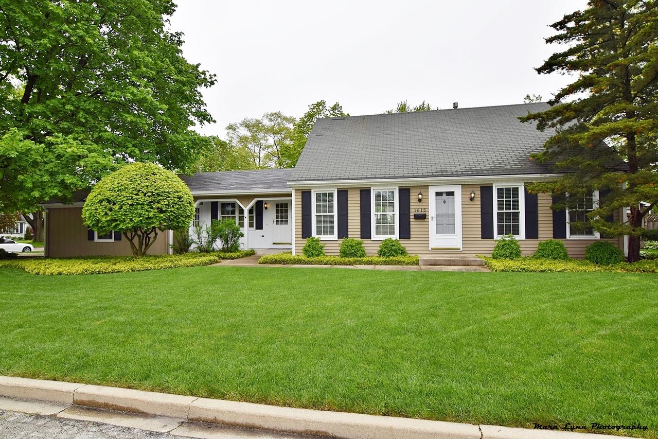 1615 Kensington Pl., Aurora, IL 60506