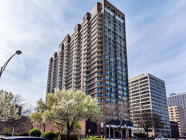 4170 N Marine Dr. #24F, Chicago, IL 60613