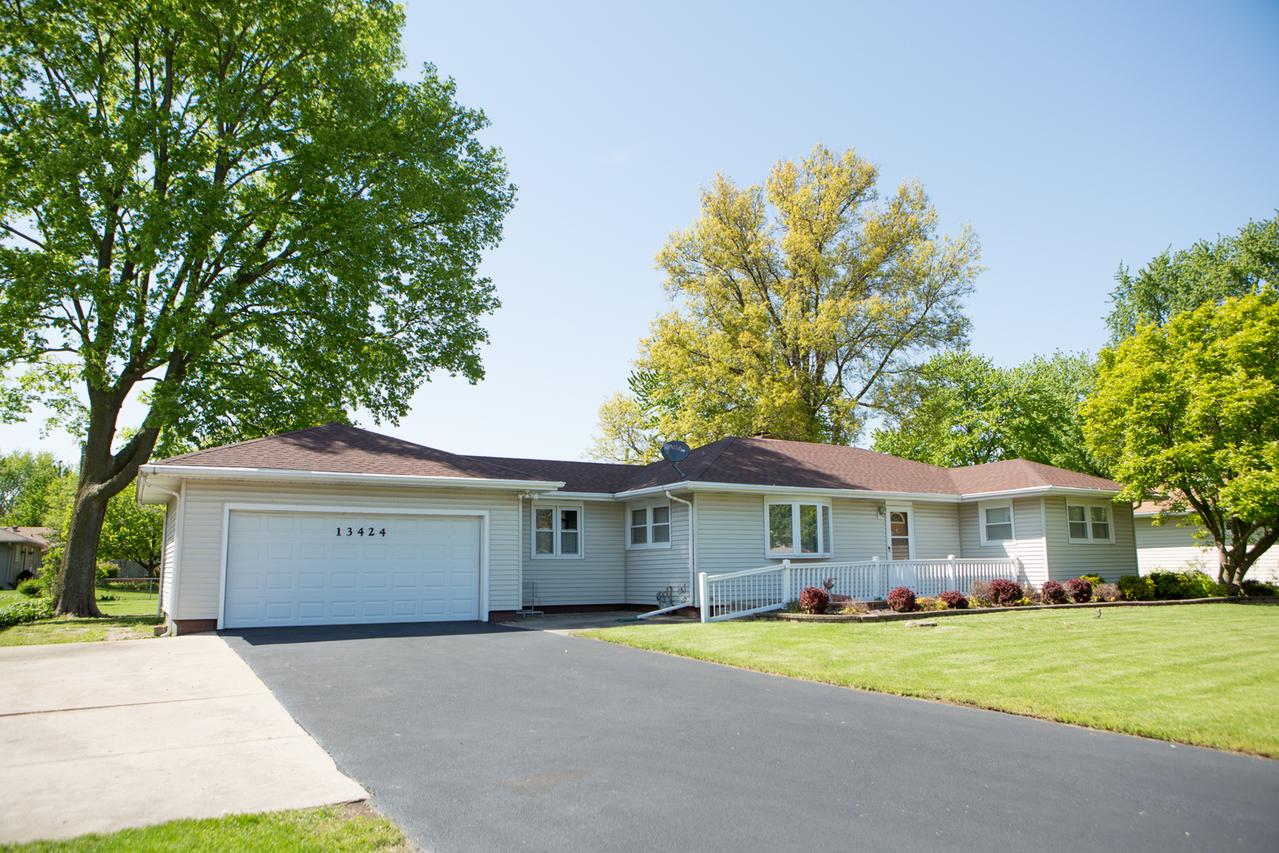 13424 Naperville Rd., Plainfield, IL 60544