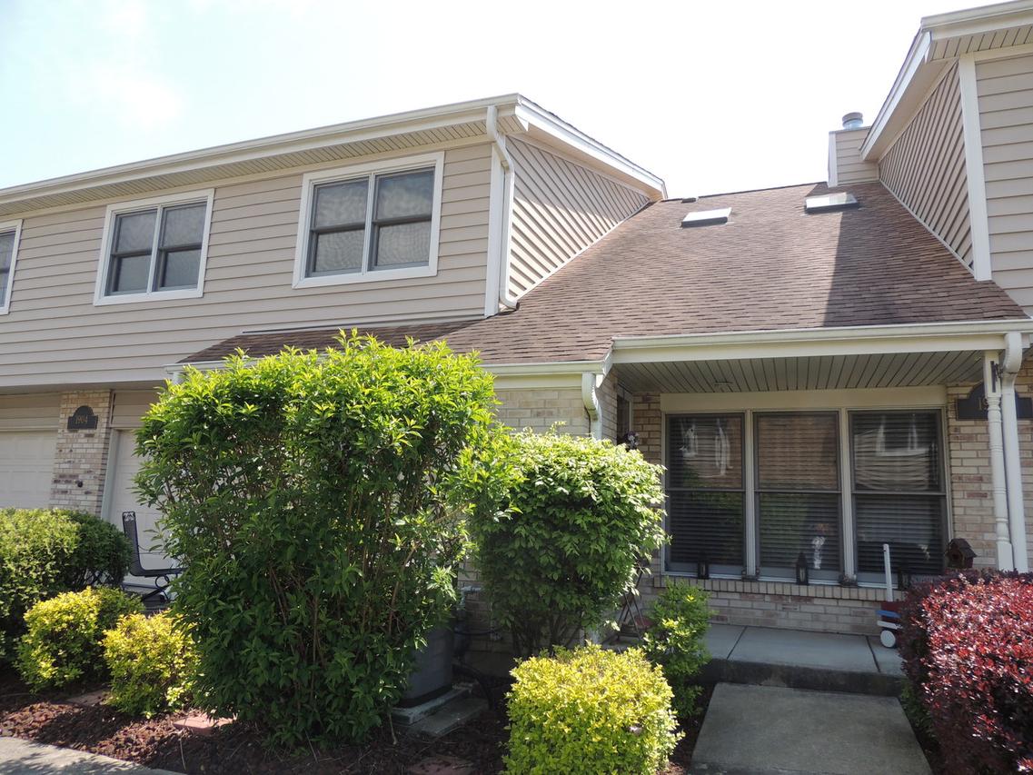 1904 Wisteria Ct. #2, Naperville, IL 60565