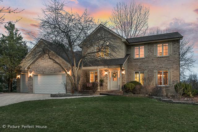 905 Turnbridge Cir., Naperville, IL 60540