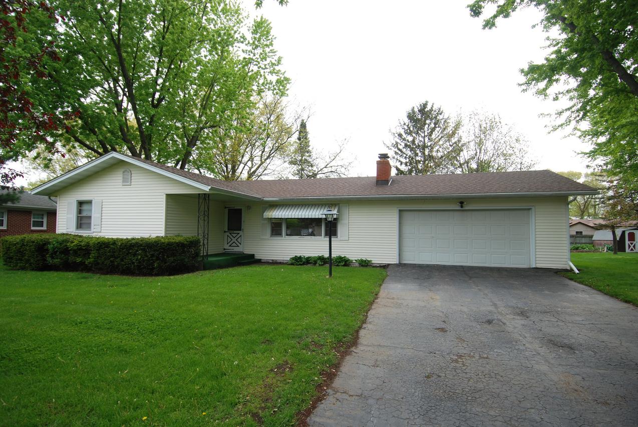 12012 July Dr., Machesney Park, IL 61115