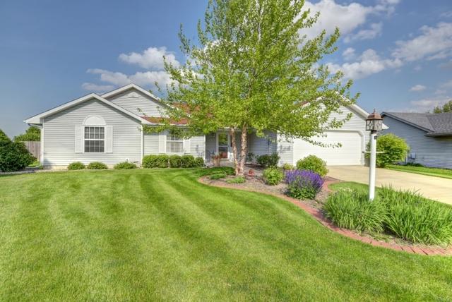 1402 Casselbury Ln., Champaign, IL 61822