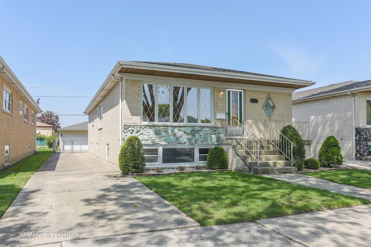 4932 N Newland Ave., Chicago, IL 60656