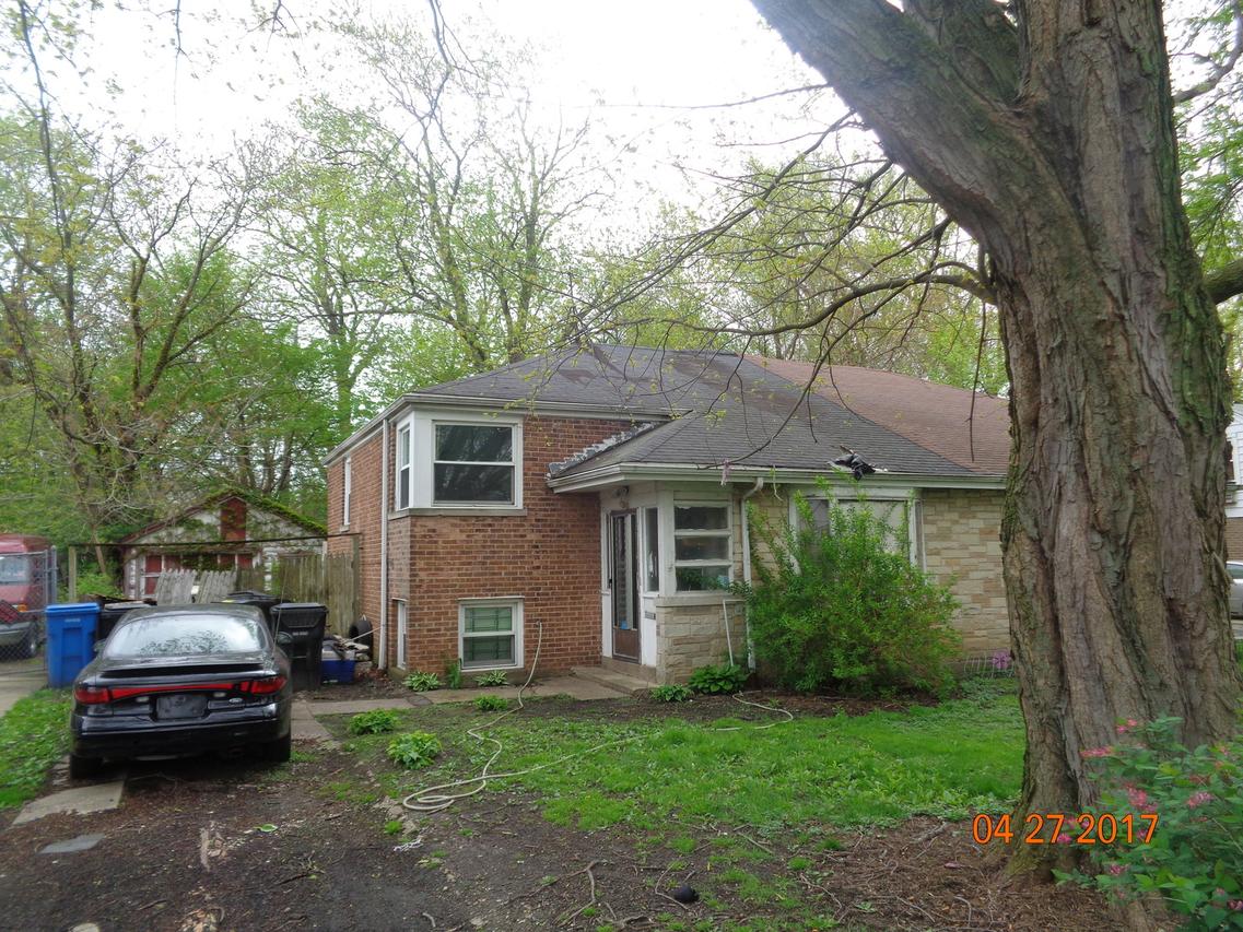 9625 S Oglesby Ave., Chicago, IL 60617