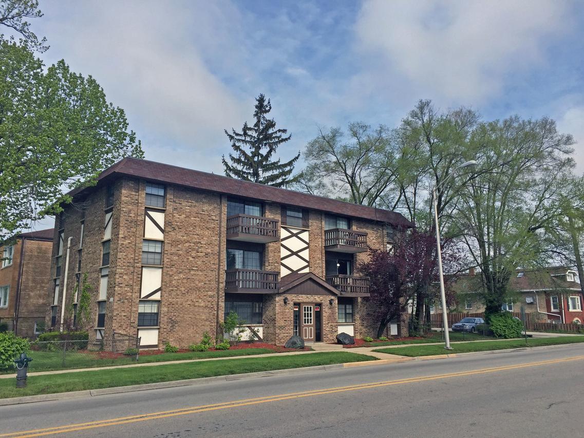 9602 Schiller Blvd. #3S, Franklin Park, IL 60131