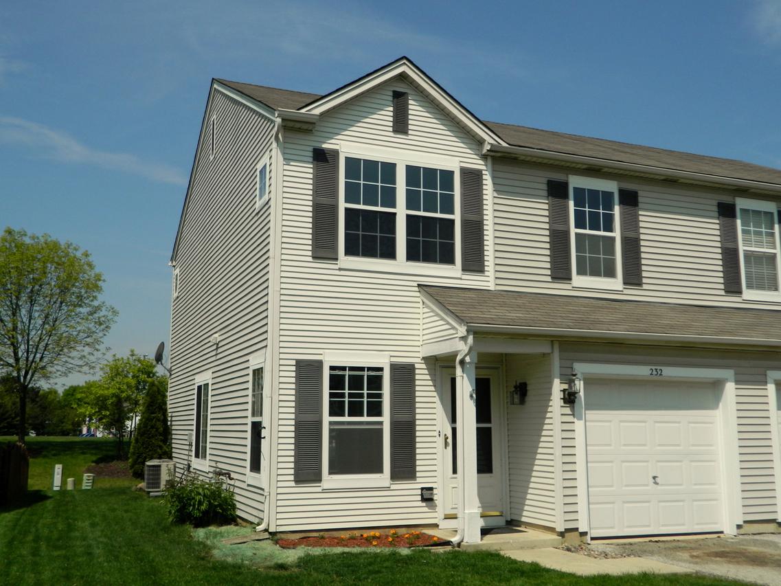 232 Charleston Ave., Romeoville, IL 60446